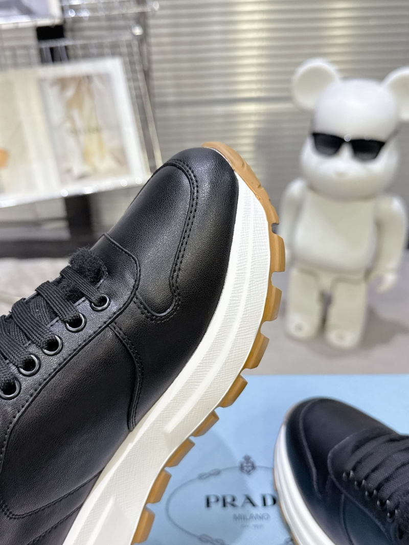 Pra*a sneakers